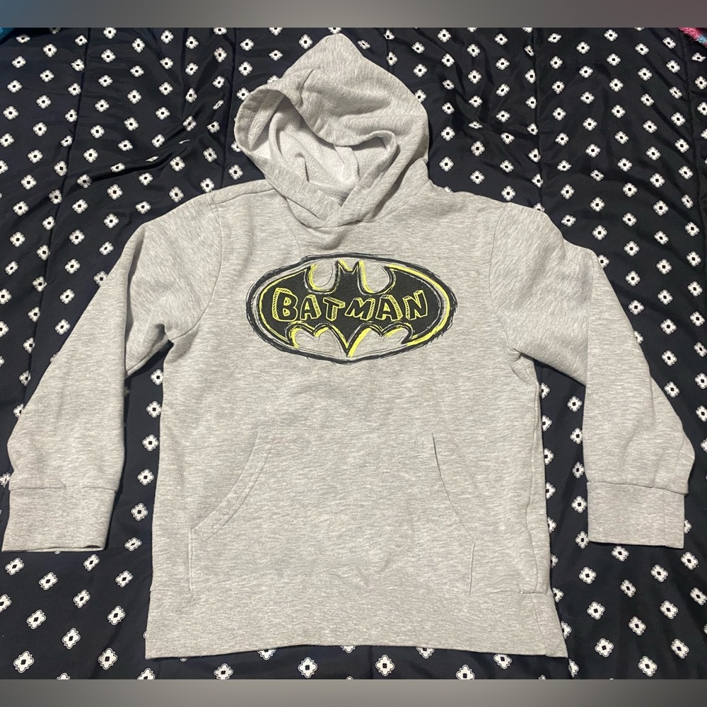 Kids used Batman long sleeve Grey hoody- size L(10/12)